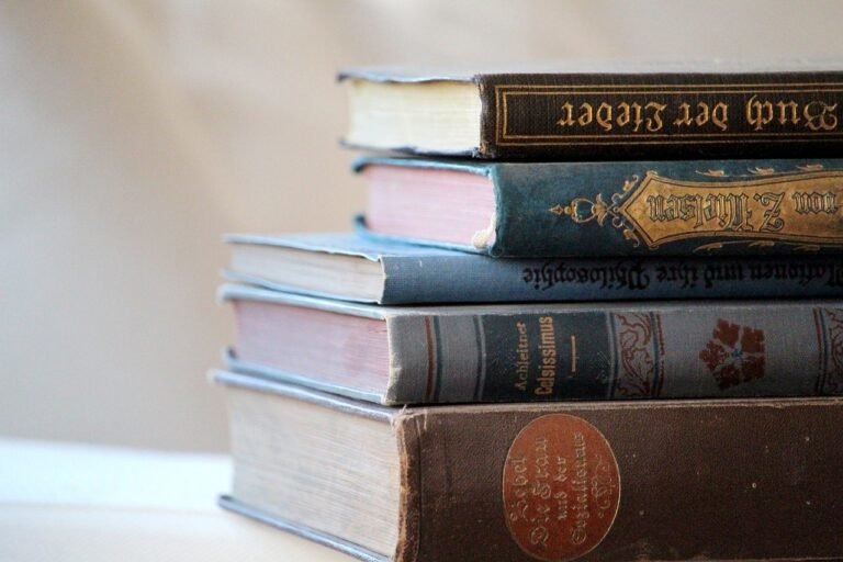 Trending Scholarships 2025